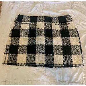 Forever 21 Women’s Plus Tweed Buffalo Plaid Miniskirt, Cream/Black 2X